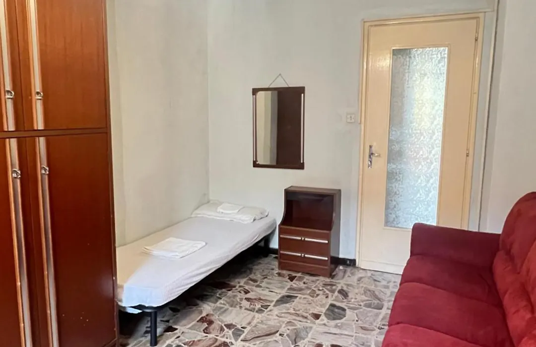 Amin'S B&B-1